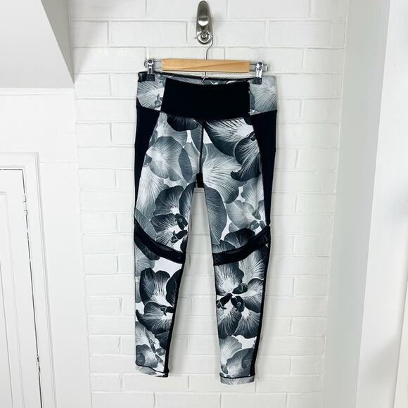Calia by Carrie Underwood Dark Floral Mesh Athletic Leggings Size M - Picture 1 of 10